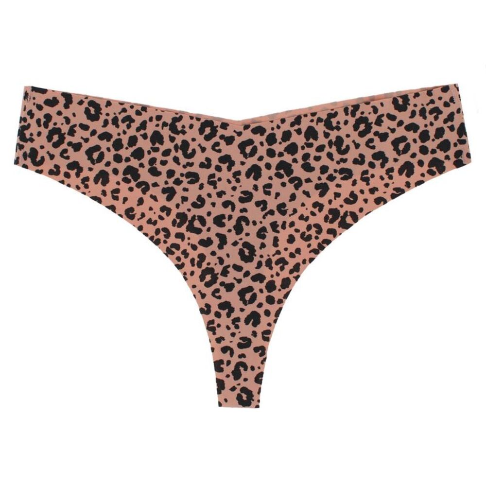 CTM Women's Seamless Leopard Print Thong Underwear